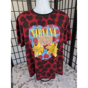 Nirvana Men's AOP Graphic T-Shirt‎ XL Red Black Cotton Heart Shaped Box 2016 EUC